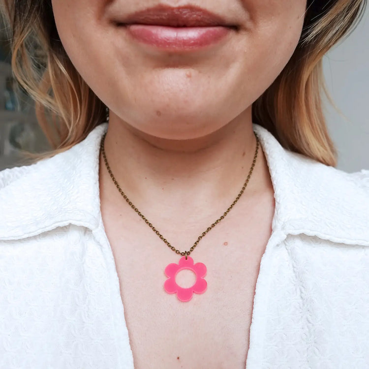 Daisy Mini Necklace